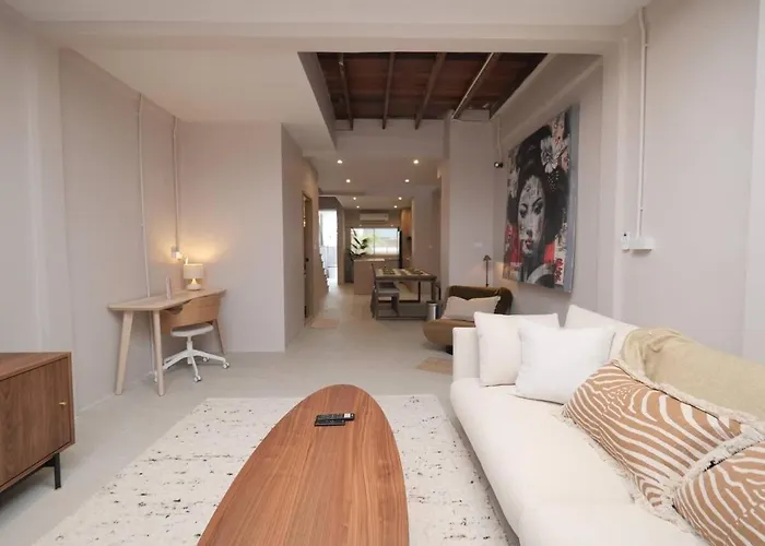 Mali Townhome Near Bts Asok & Terminal 21