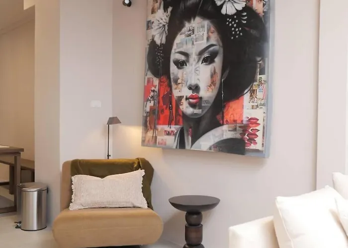 Mali Townhome Near Bts Asok & Terminal 21 バンコク都
