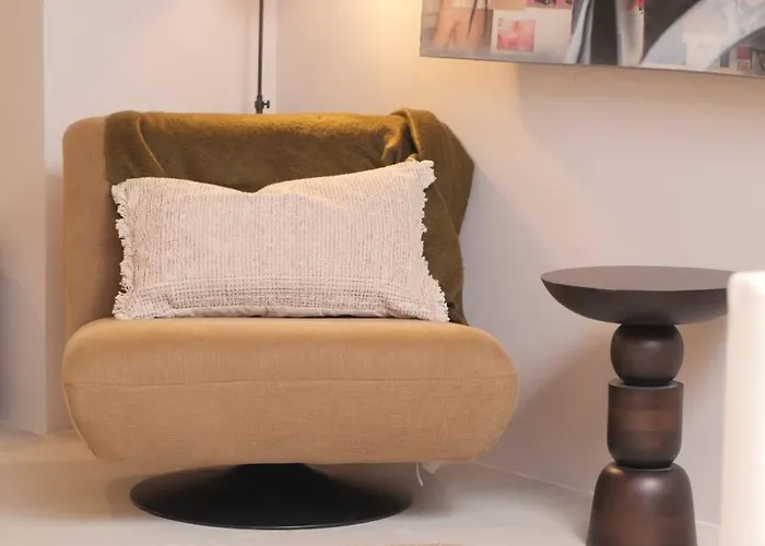 Mali Townhome Near Bts Asok & Terminal 21 別荘 *