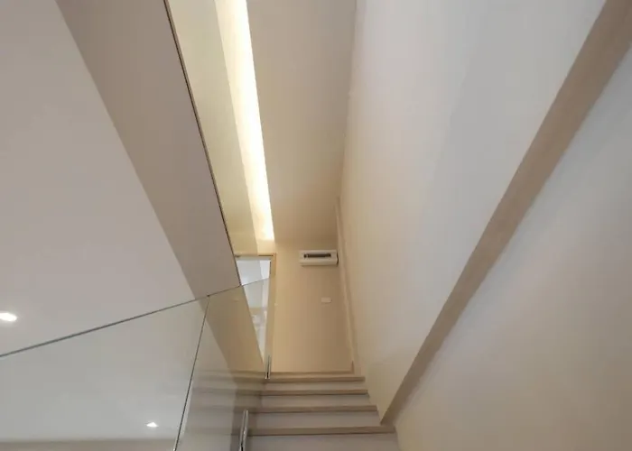 Mali Townhome Near Bts Asok & Terminal 21 別荘 バンコク都