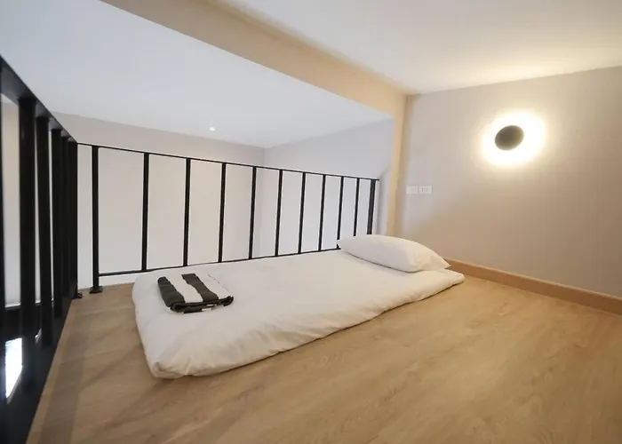 別荘 Mali Townhome Near Bts Asok & Terminal 21 バンコク都